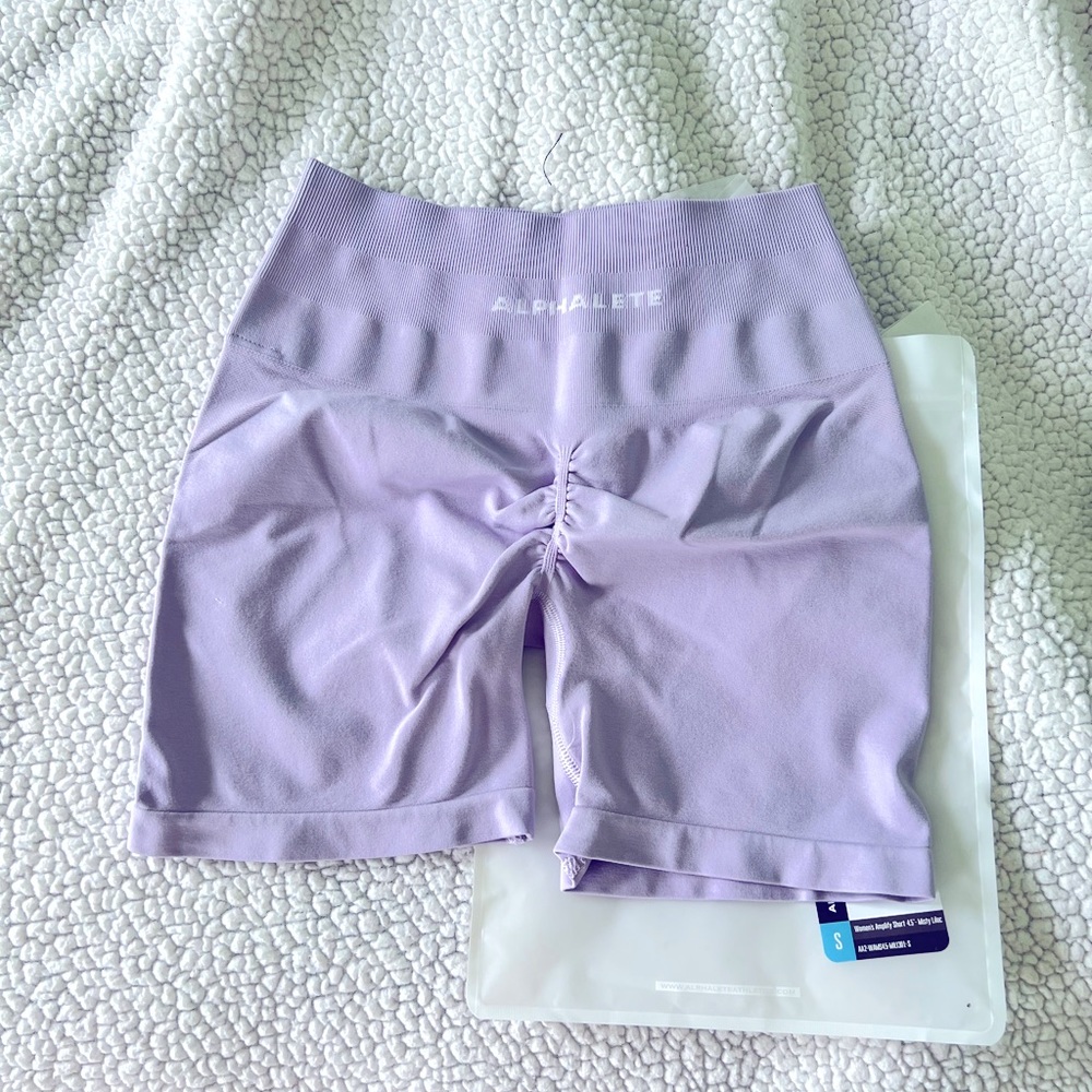 ALPHALETE Small Amplify Shorts 4.5” in Misty Lilac NIB, NWT